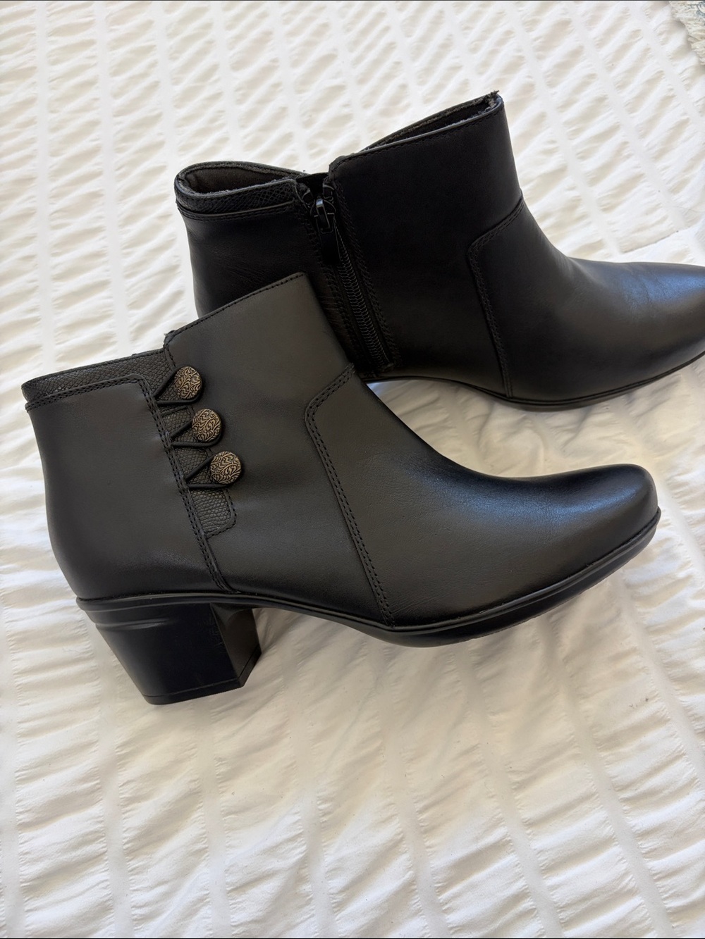 Clarks Black Leather Ankle Boot with Decorative Brass Tone Button Accents. NWOB